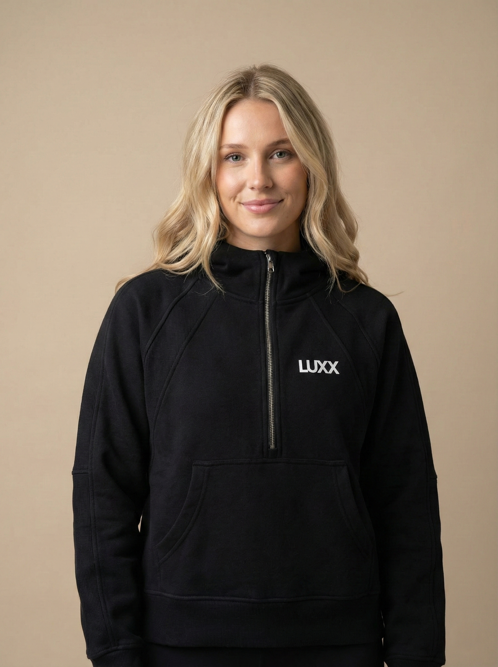 Luxx Essentials Crop Scuba
